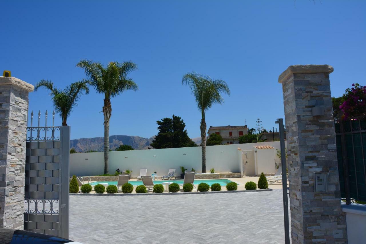 Villa Roby Trappeto  Exterior photo
